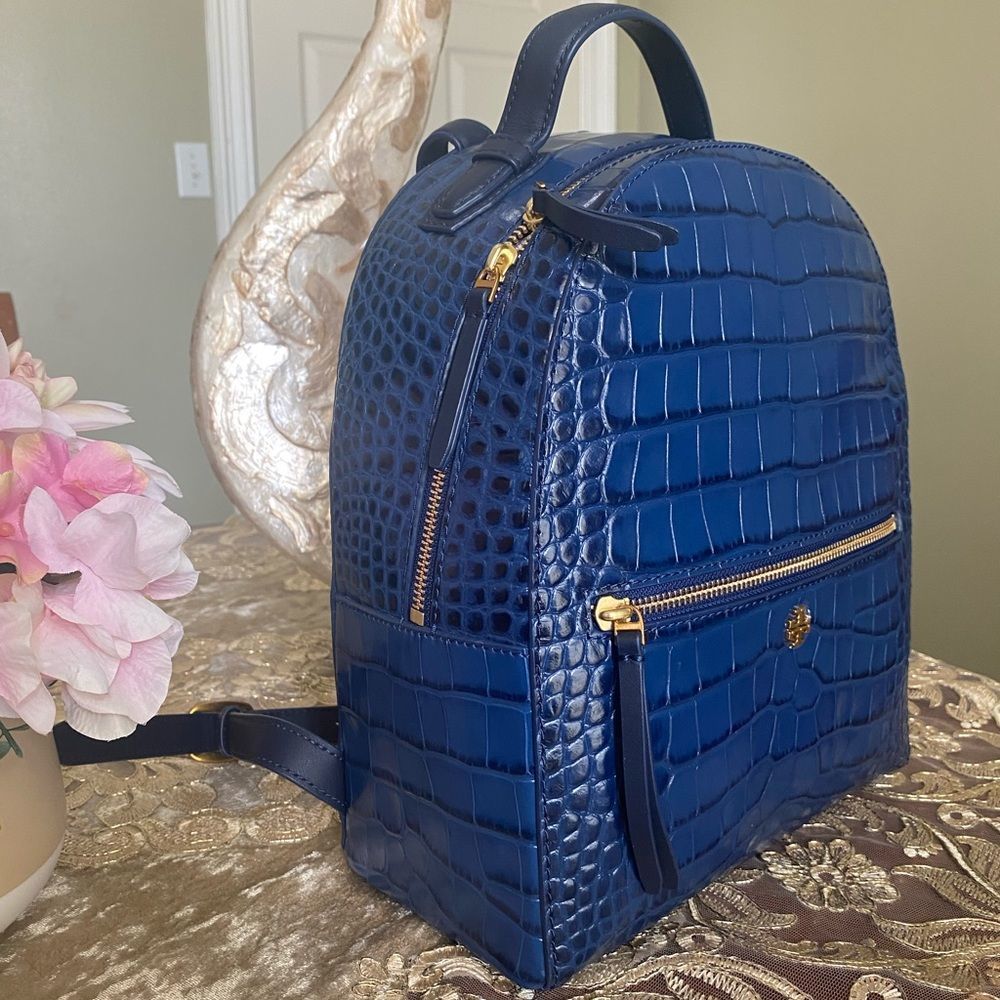 Tory Burch tory burch croc-embossed backpack - Picture 2 of 10